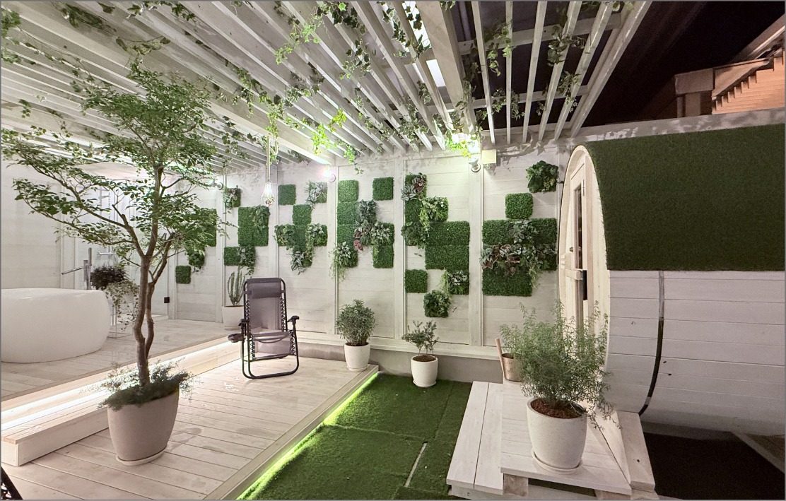 アップライトの光が導く瞑想空間