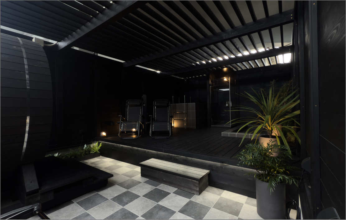 黒塗装の木が織りなす大人の落ち着き